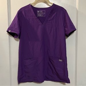 Purple Figs Casma Three-Pocket Scrub Top